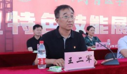 澍青医专吃瓜,一场吃瓜盛宴背后的校园生活