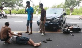 烟台吃瓜车祸视频,烟台车祸现场吃瓜群众视频引发热议