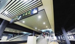 吃瓜网成都南站,吃瓜网带你探秘高铁枢纽的繁华与便捷