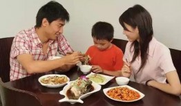 优雅吃瓜礼仪示范