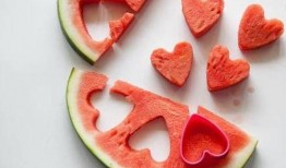 吃希瓜不吐籽,揭秘夏日消暑新时尚