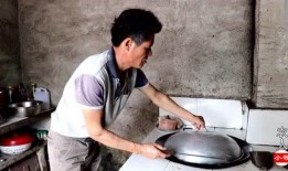 农人小哥吃瓜,农人小哥的夏日吃瓜日记