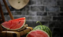 吃瓜小诗,品味生活百态，笑谈人间烟火